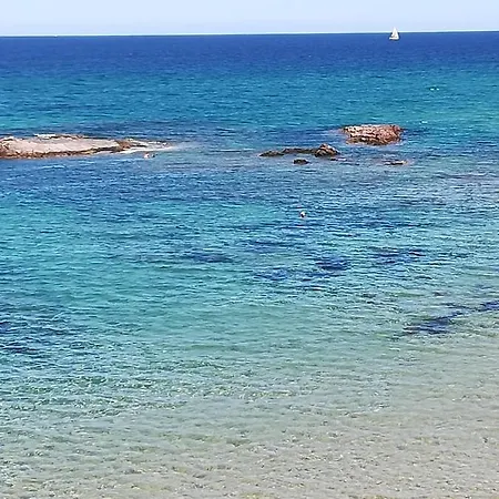Casa vacanze Lu Bagnu Il Corallo *