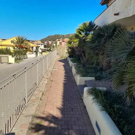 Casa vacanze Lu Bagnu Il Corallo *