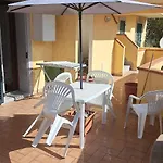 Lu Bagnu Il Corallo Tatil Evi *