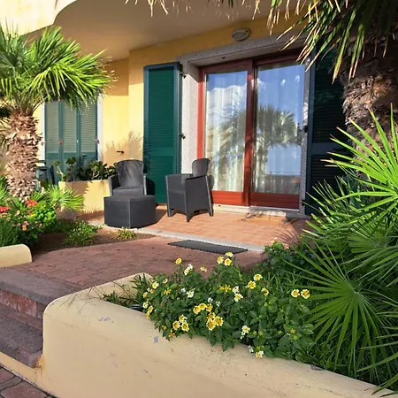 Holiday home Lu Bagnu Il Corallo *